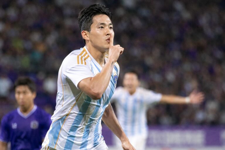 [울산 축구, 허율 골, K리그] 기사 대표 이미지 - 울산 ‘원포인트 레슨’ 통했다…허율 2경기 연속골로 안양서 극적 무승부