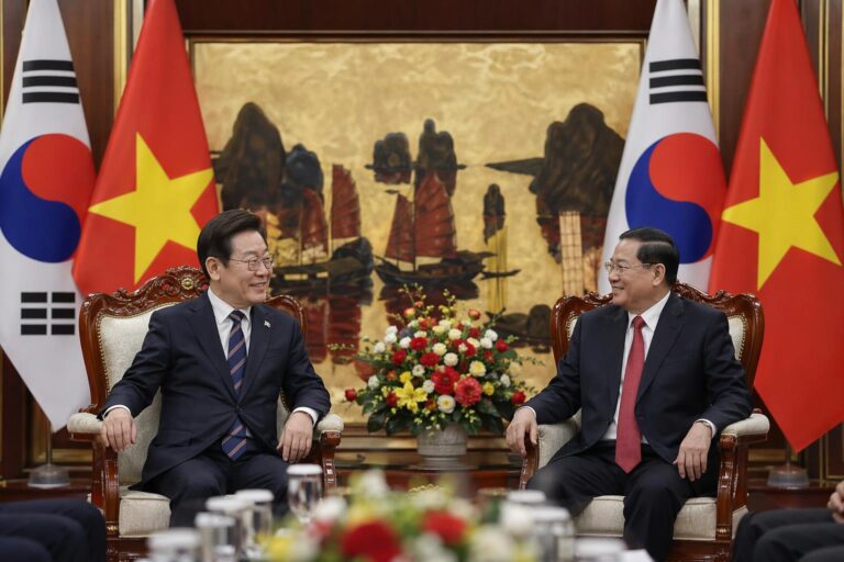 이재명 대통령, 베트남 국빈 방문서 “교역 2030년 1천500억달러” 추진…철도·원전·공급망 협력 속도 대표 이미지