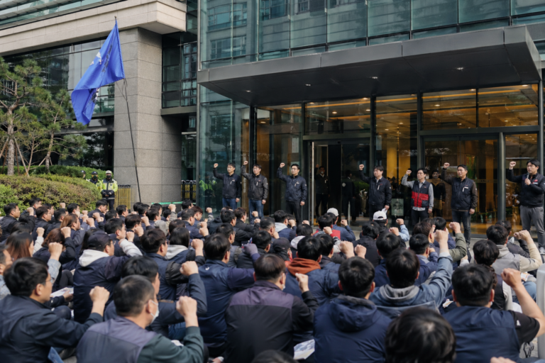 CU 본사, 노조 집회, 성실교섭 기사 대표 이미지 - 민주노총, CU 운영사 BGF리테일 본사 앞에서 ‘성실교섭’ 압박…노동부도 규탄